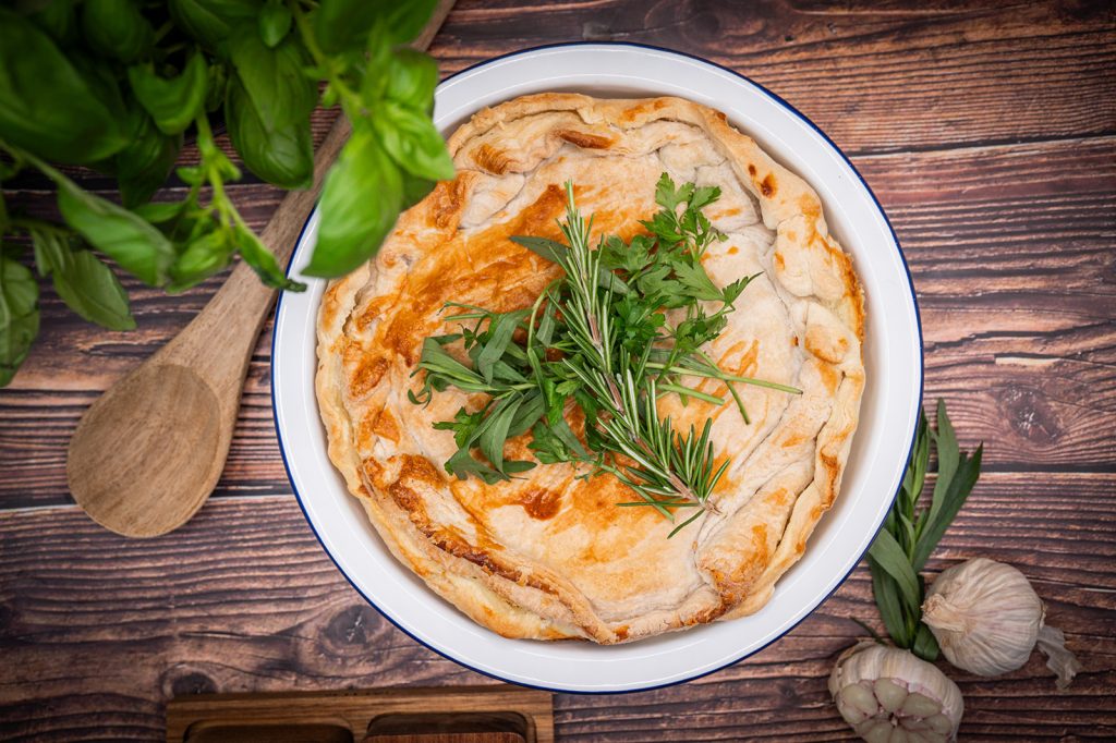 Large BBQ Pulled Pork Pie